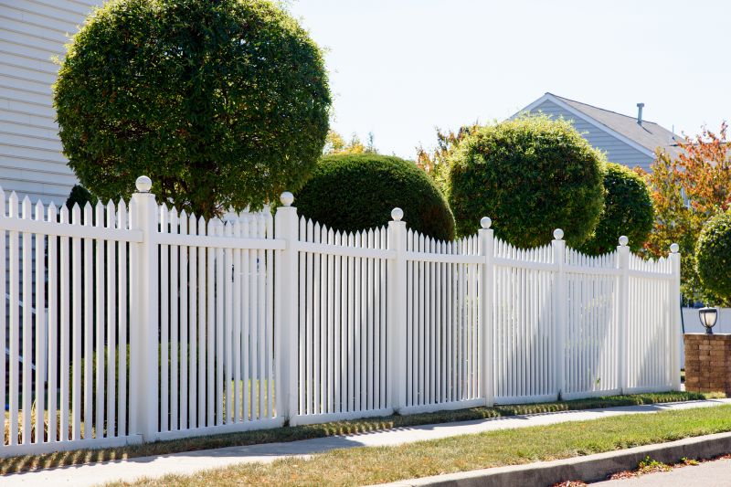 Vinyl Fence with Gate